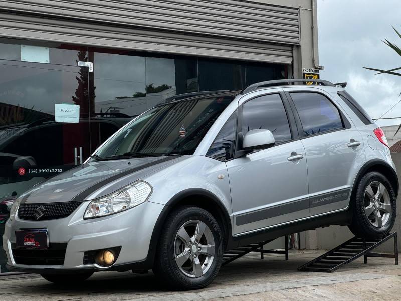 SUZUKI - SX4 - 2010/2011 - Prata - R$ 41.900,00