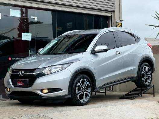 HONDA - HR-V - 2015/2016 - Prata - R$ 88.900,00