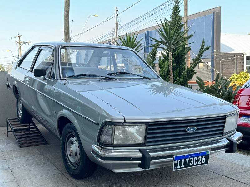 FORD - CORCEL II - 1979/1979 - Prata - R$ 31.900,00